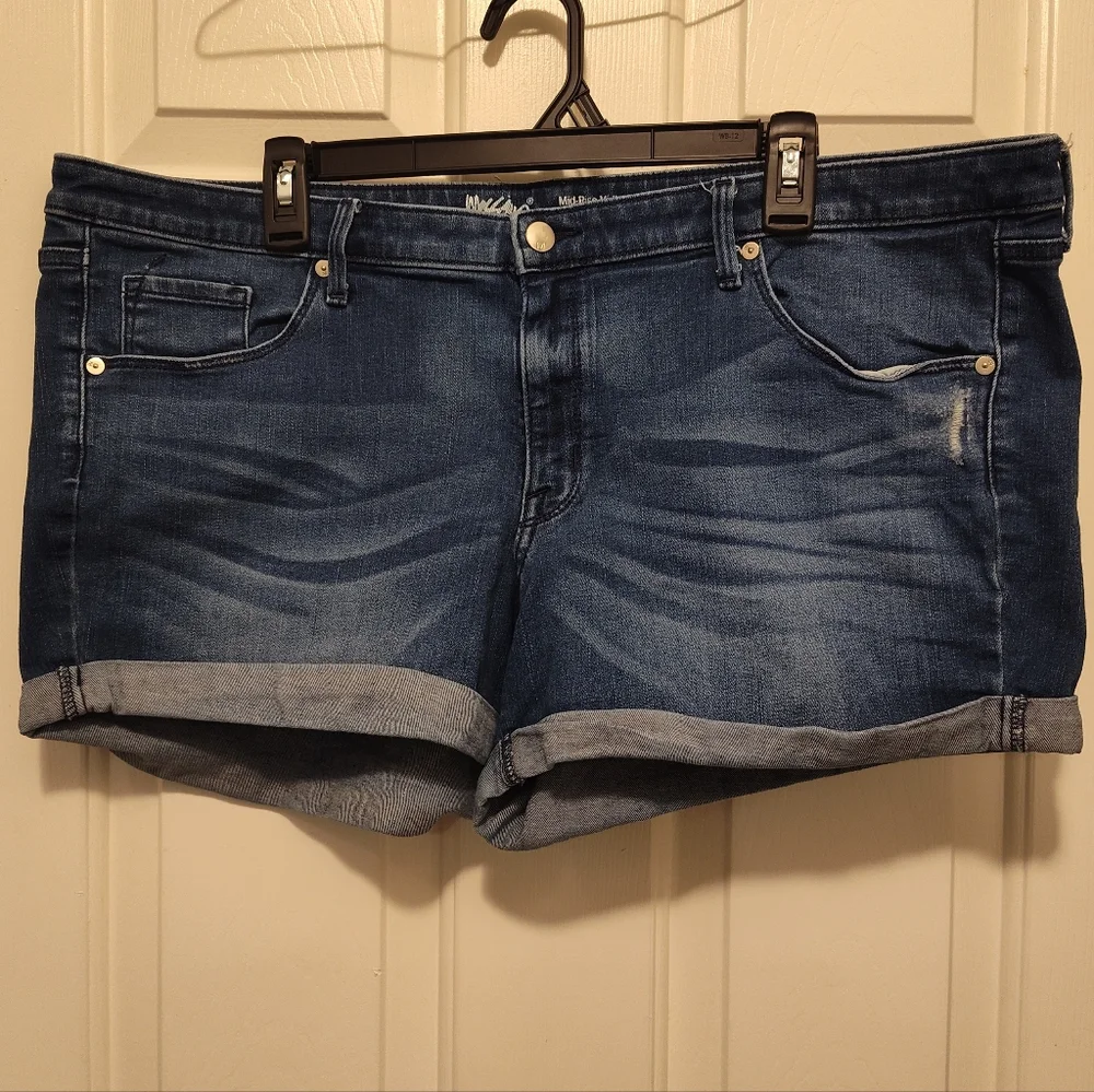 ๐ Mossimo Denim Shorts Bundle - Picture 2 of 13